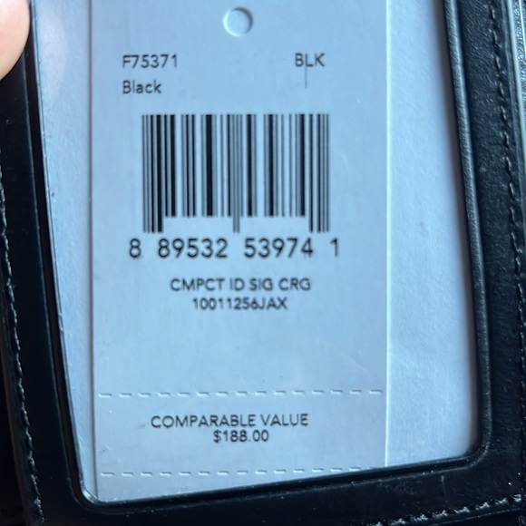 3 in 1 Coach Wallet - Picture 6 of 6